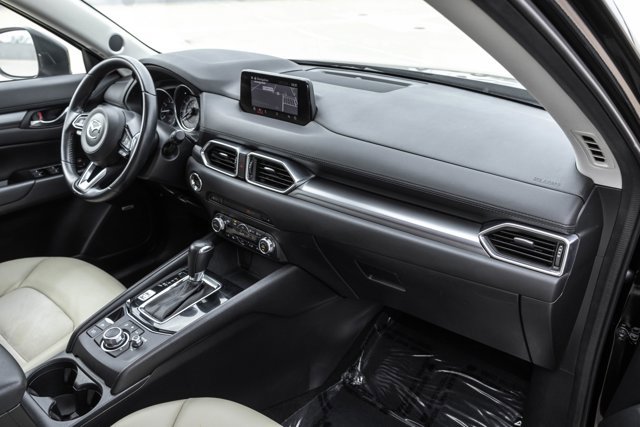 Used 2018 MAZDA CX-5 Touring w/ Preferred Equipment Package AWD/4WD image 25