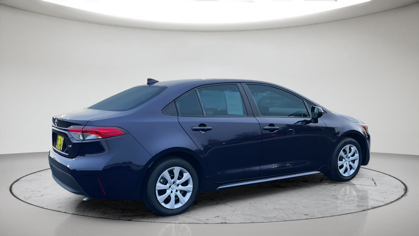 Certified 2025 Toyota Corolla LE FWD image 6