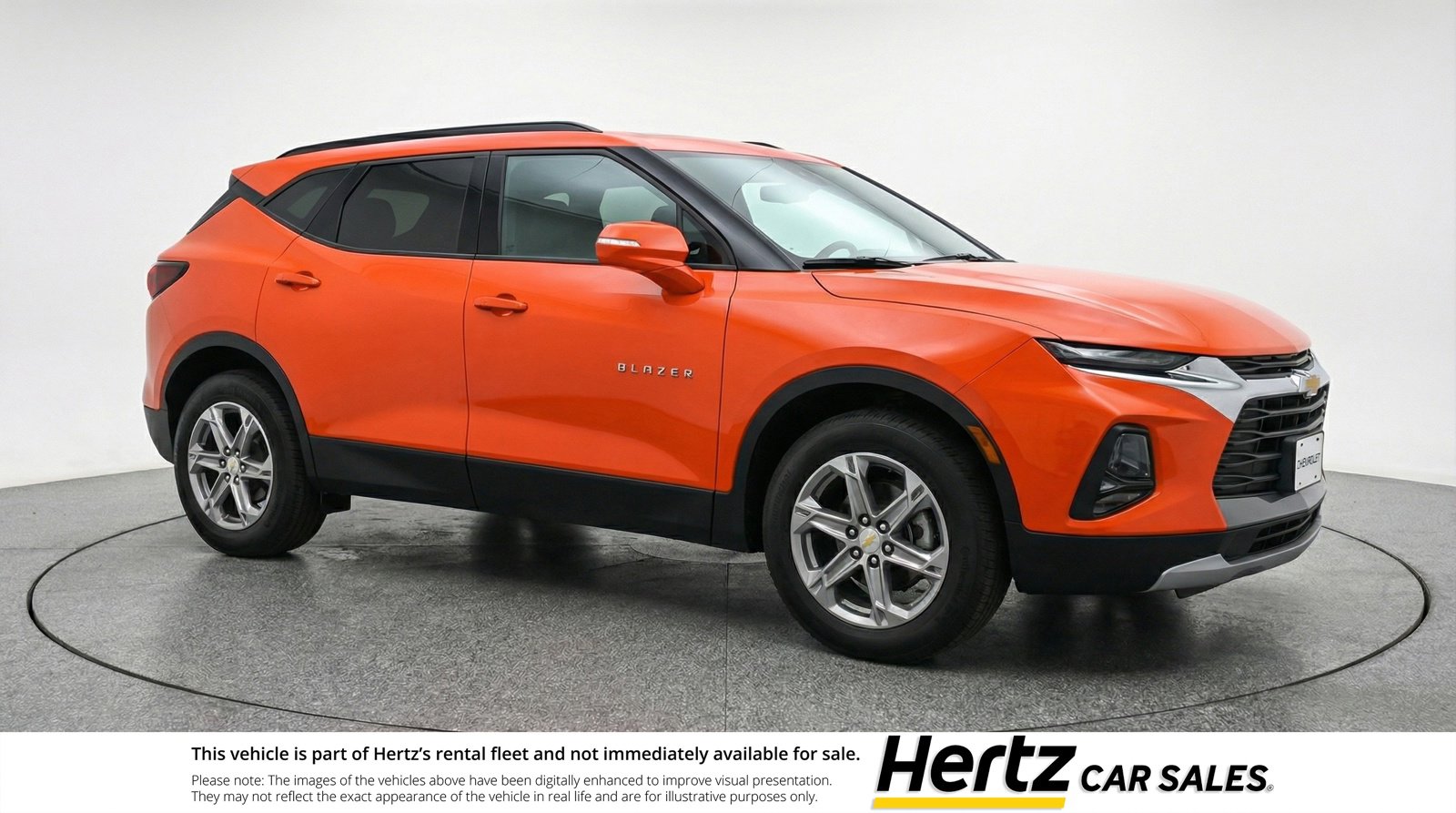 Used 2025 Chevrolet Blazer LT image 1