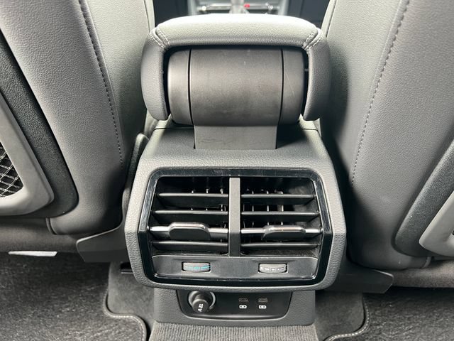 Used 2022 Audi Q3 2.0T Premium AWD/4WD image 40