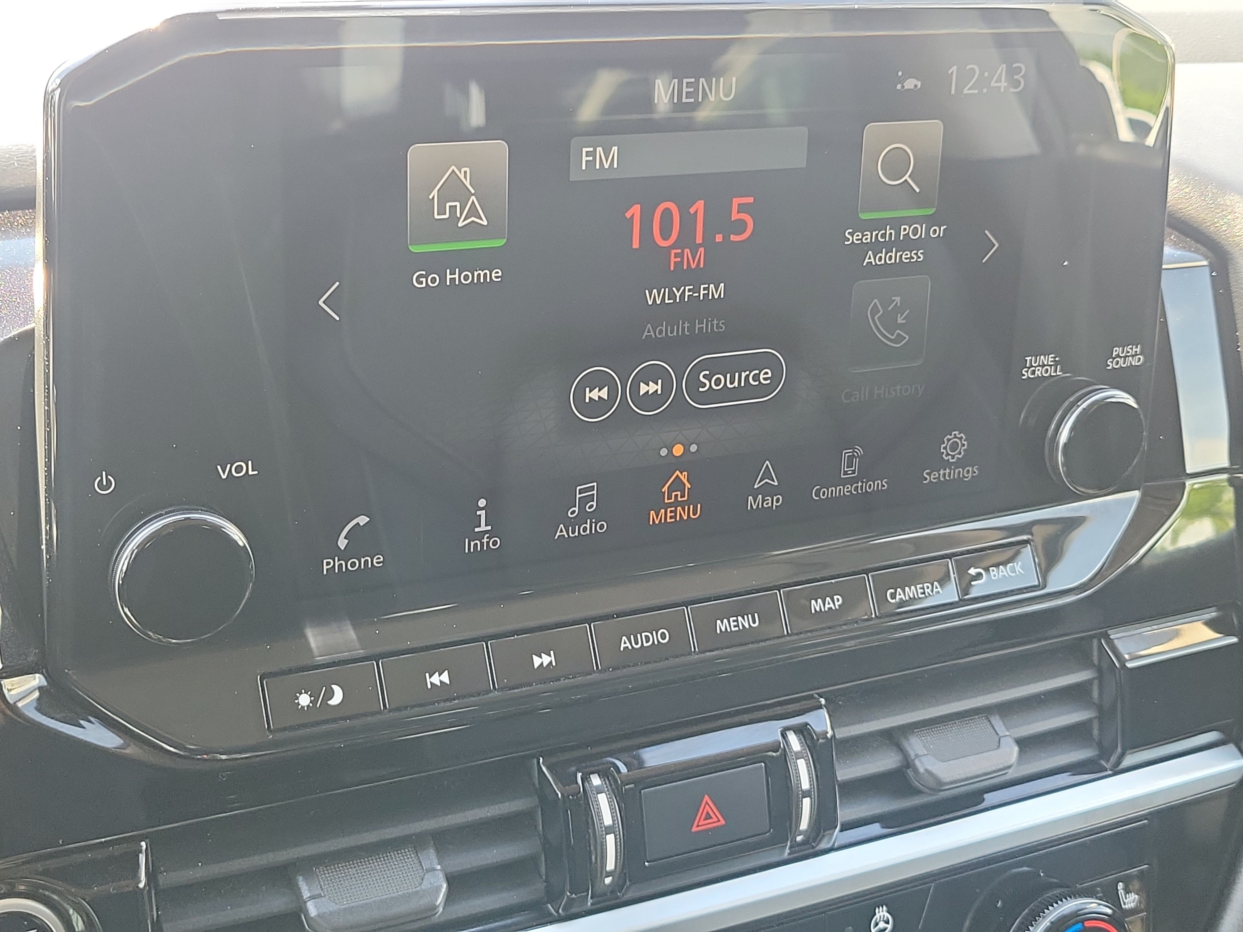 Used 2022 Nissan Pathfinder SL FWD image 23