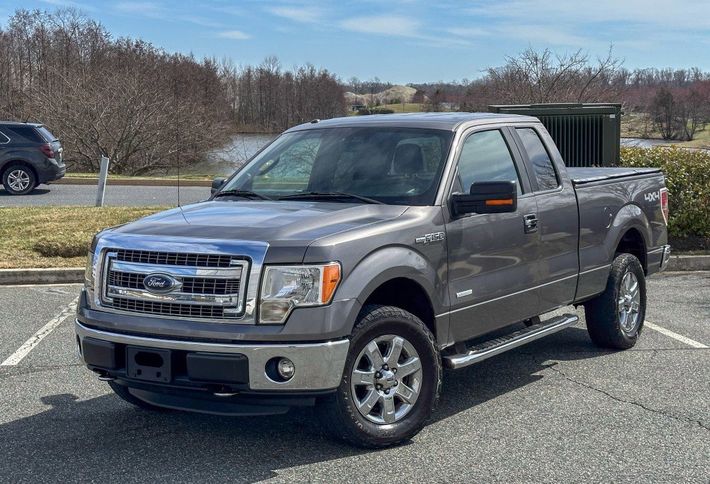 Used 2013 Ford F150 XLT w/ Luxury Equipment Group image 3