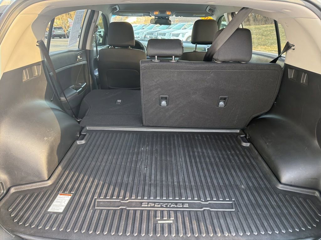 Certified 2021 Kia Sportage LX image 29