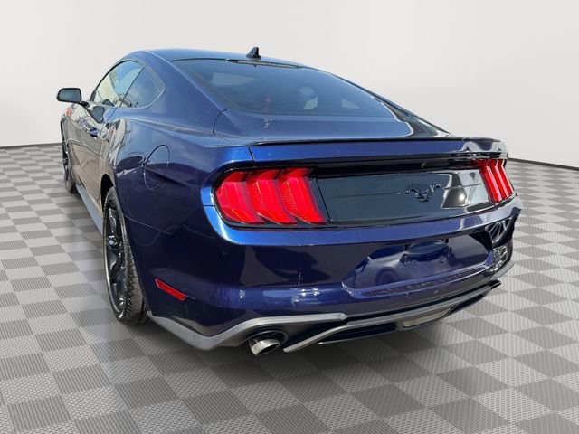 Used 2020 Ford Mustang Coupe w/ Black Accent Package RWD image 5