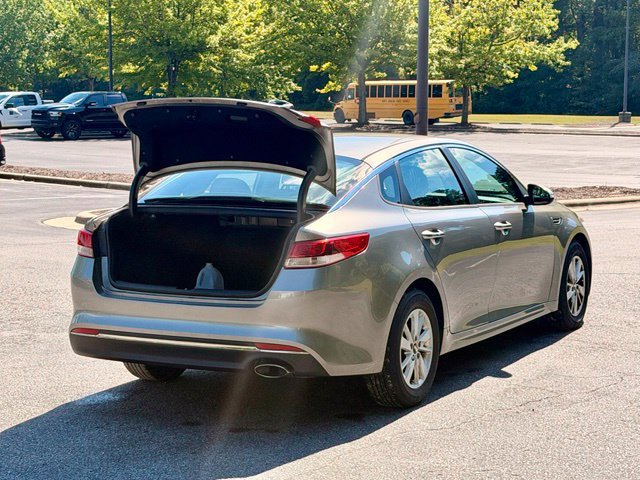 Used 2017 Kia Optima LX FWD image 18