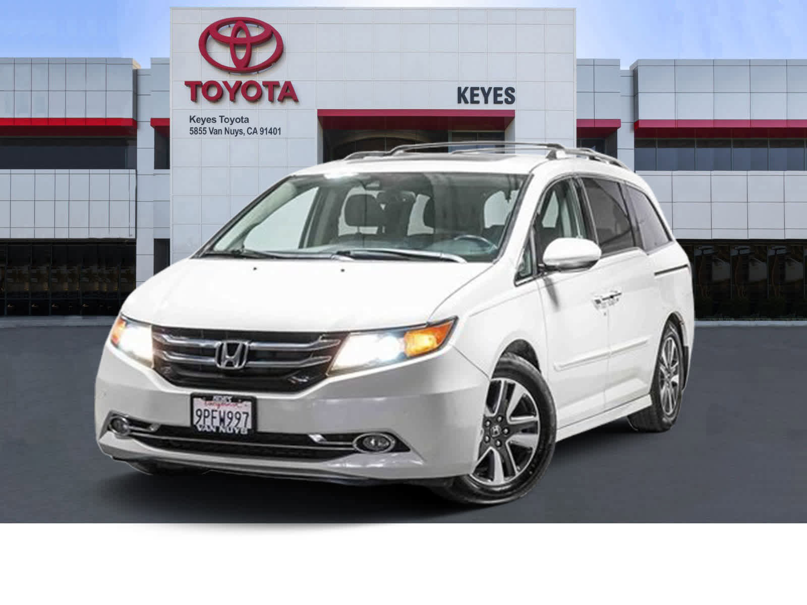 Used 2016 Honda Odyssey Touring Elite image 1