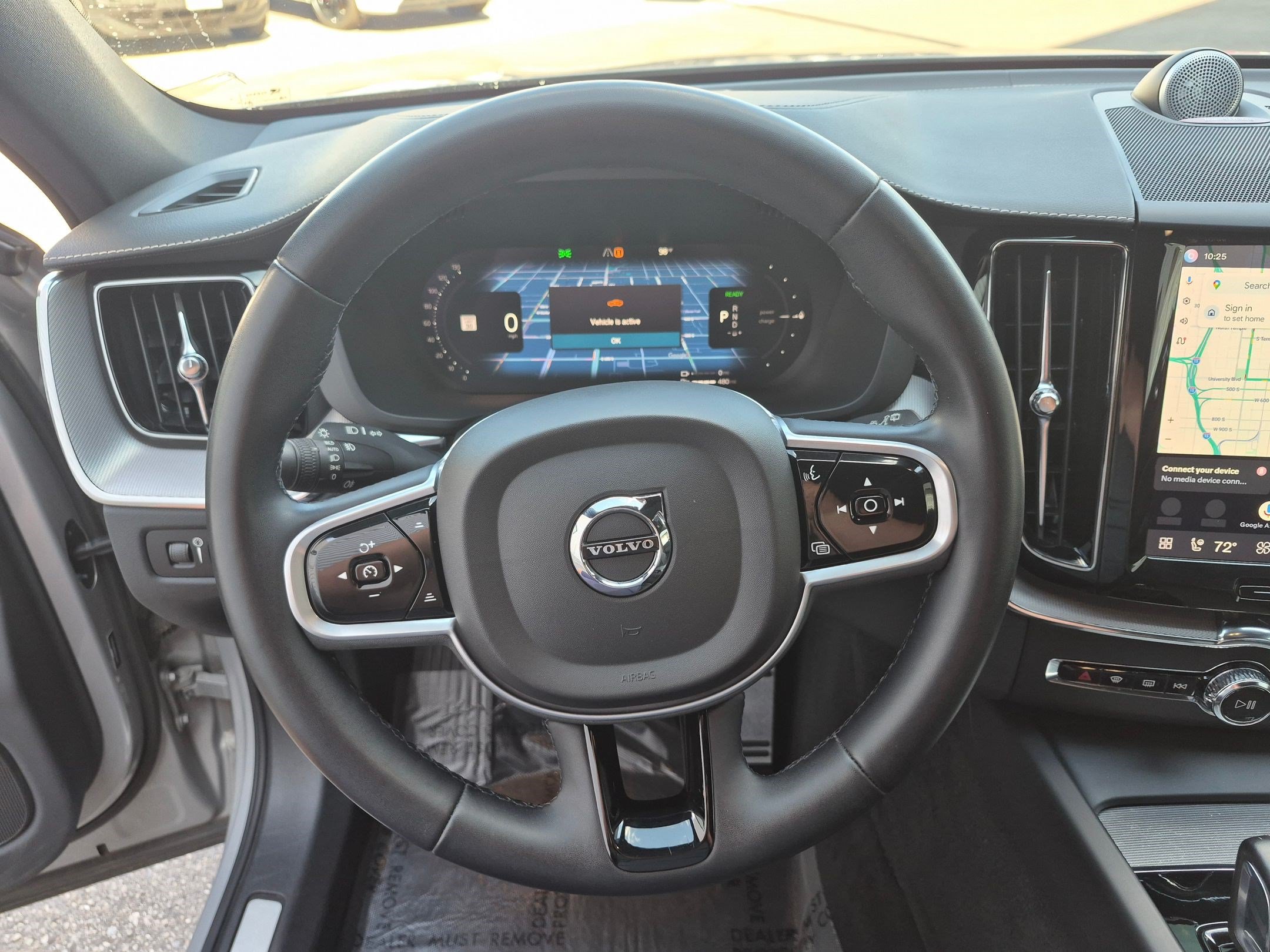 Used 2022 Volvo XC60 T8 R-Design w/ Advanced Package AWD/4WD image 16