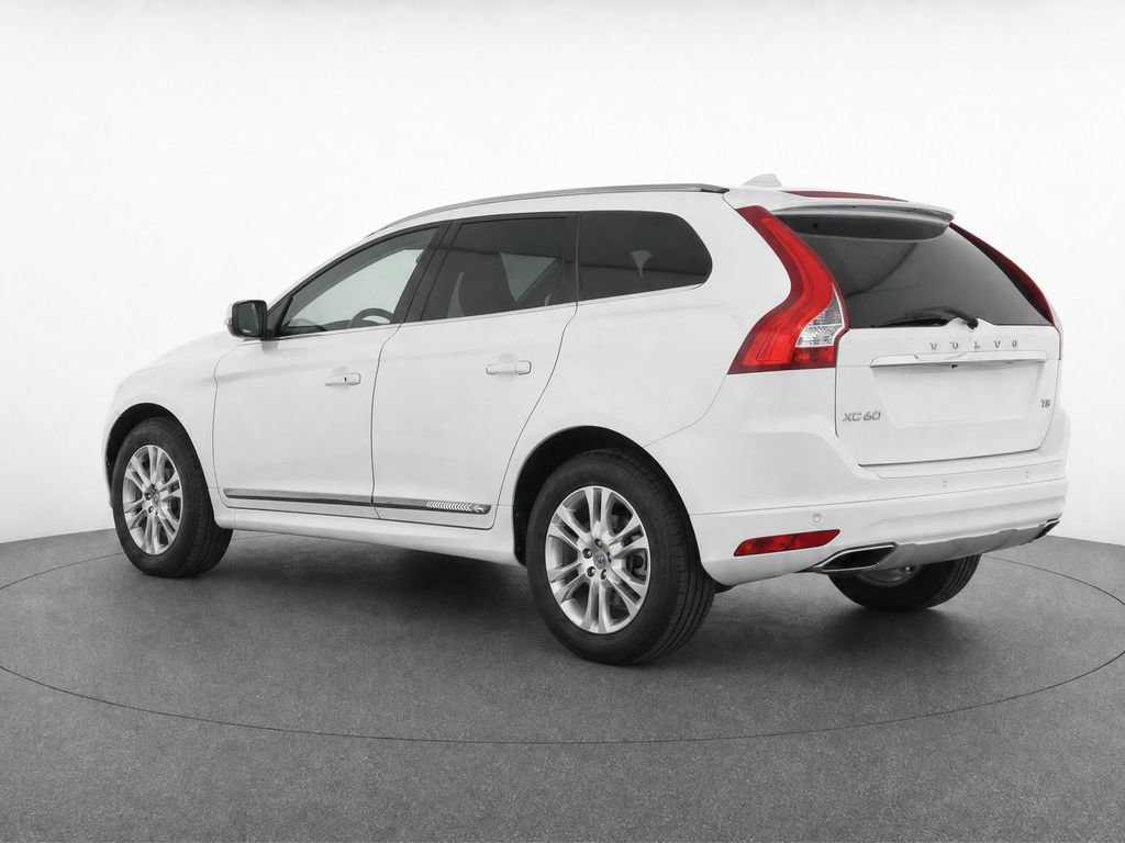 Used 2015 Volvo XC60 T5 Premier FWD image 3