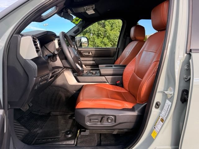 Used 2025 Toyota Tundra SR5 w/ SR5 Convenience Package AWD/4WD image 14