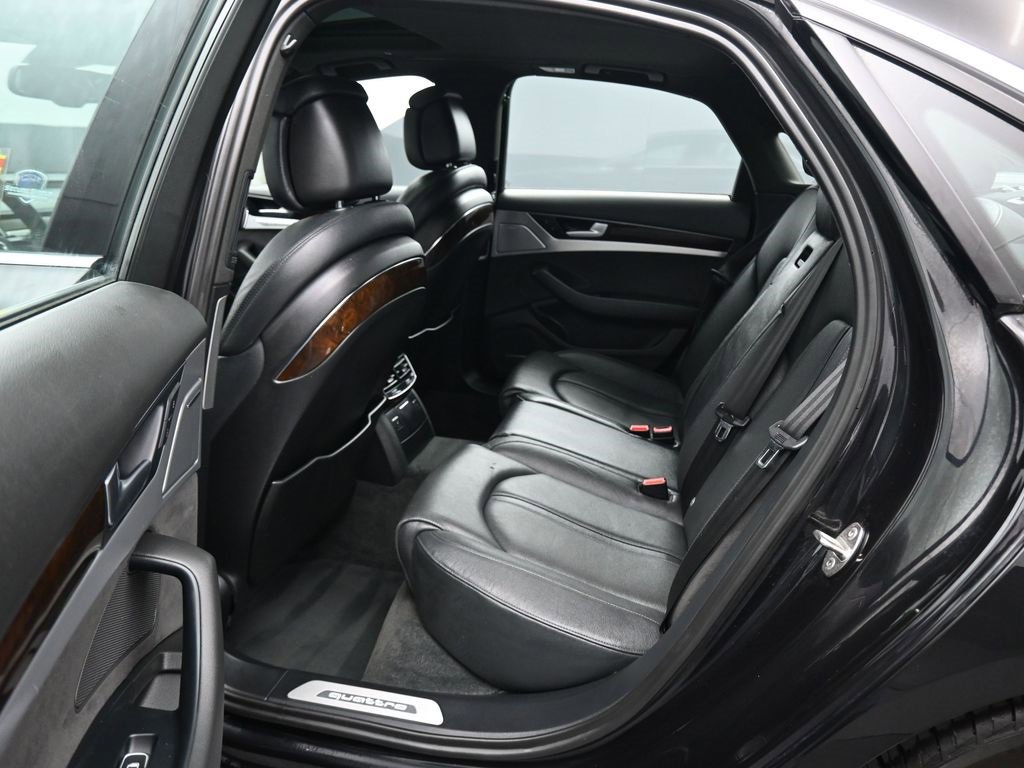 Used 2015 Audi A8 4.0T w/ Premium Package image 35