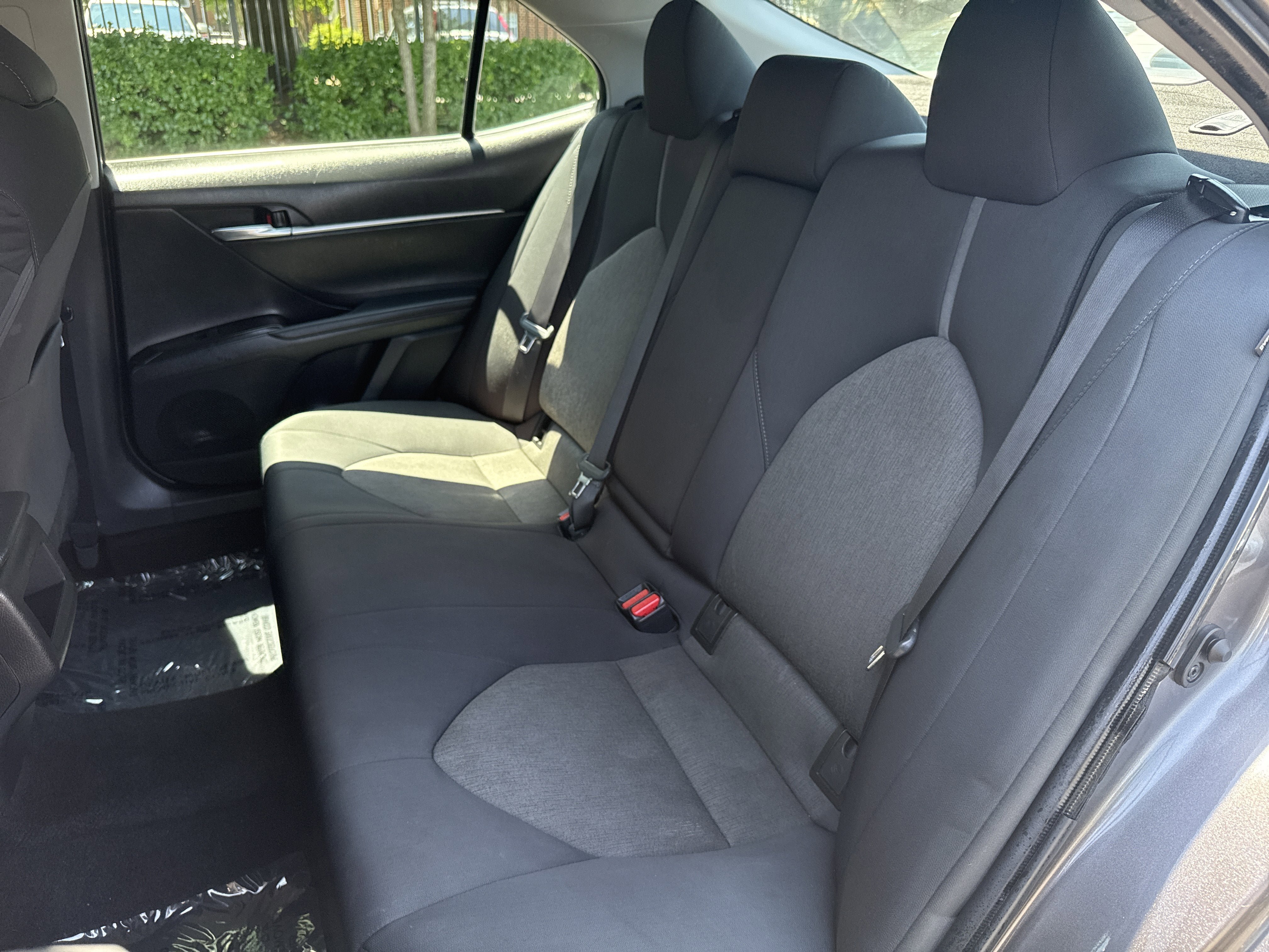Used 2021 Toyota Camry LE FWD image 21