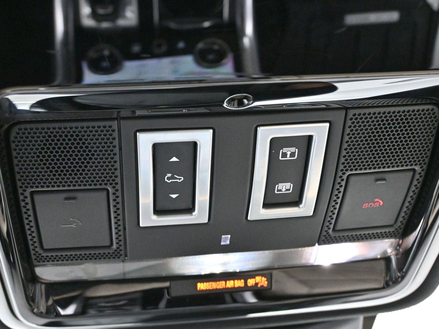 Used 2019 Land Rover Range Rover Sport HSE image 27