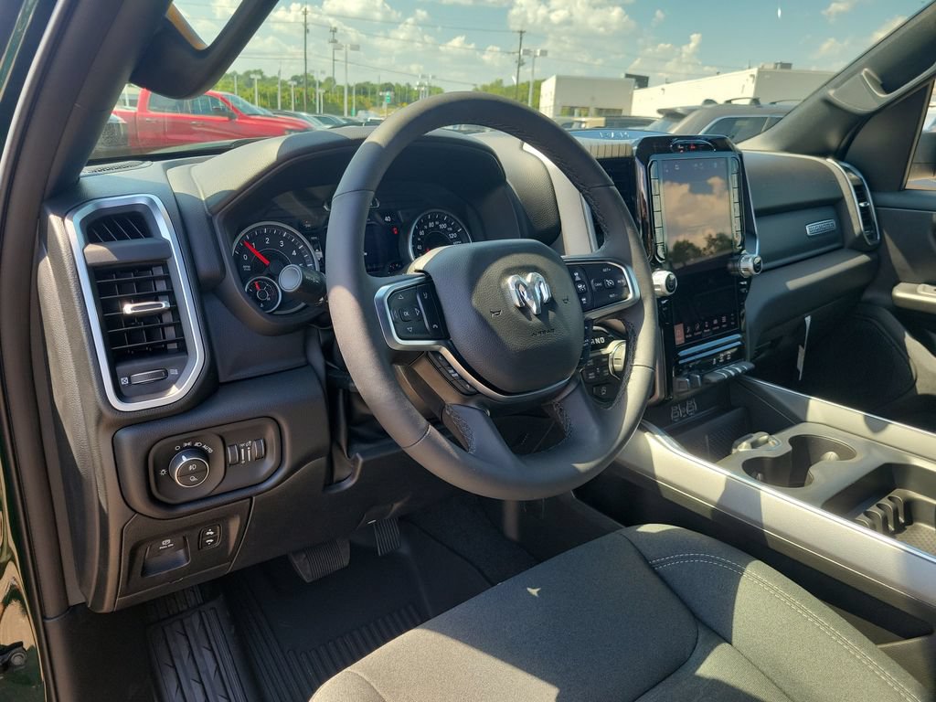New 2026 RAM 1500 Big Horn AWD/4WD image 12