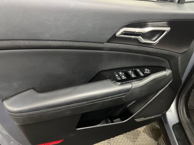 Certified 2023 Kia Sportage EX FWD image 11