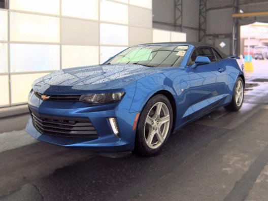 Used 2017 Chevrolet Camaro LT RWD image 1