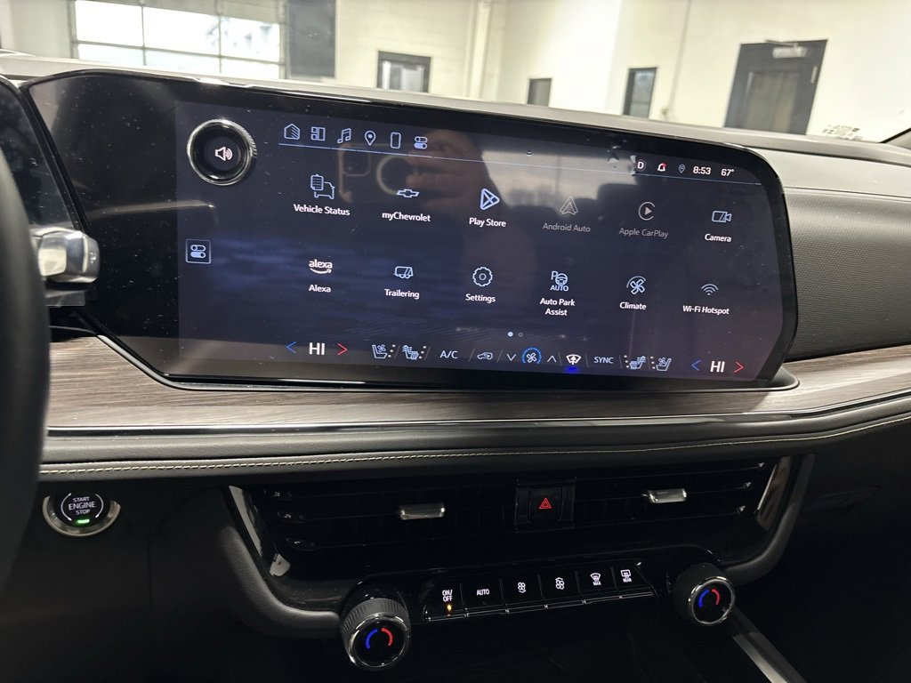 Used 2025 Chevrolet Tahoe Premier image 16