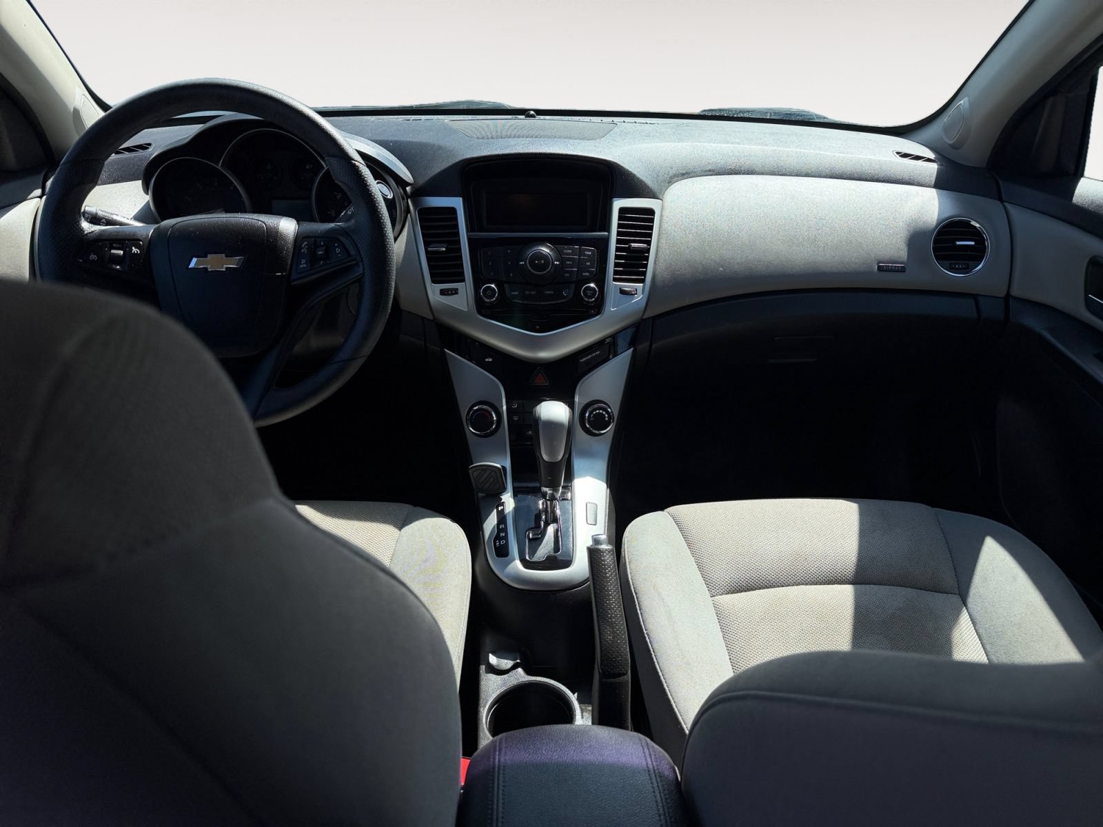 Used 2016 Chevrolet Cruze LT FWD image 10