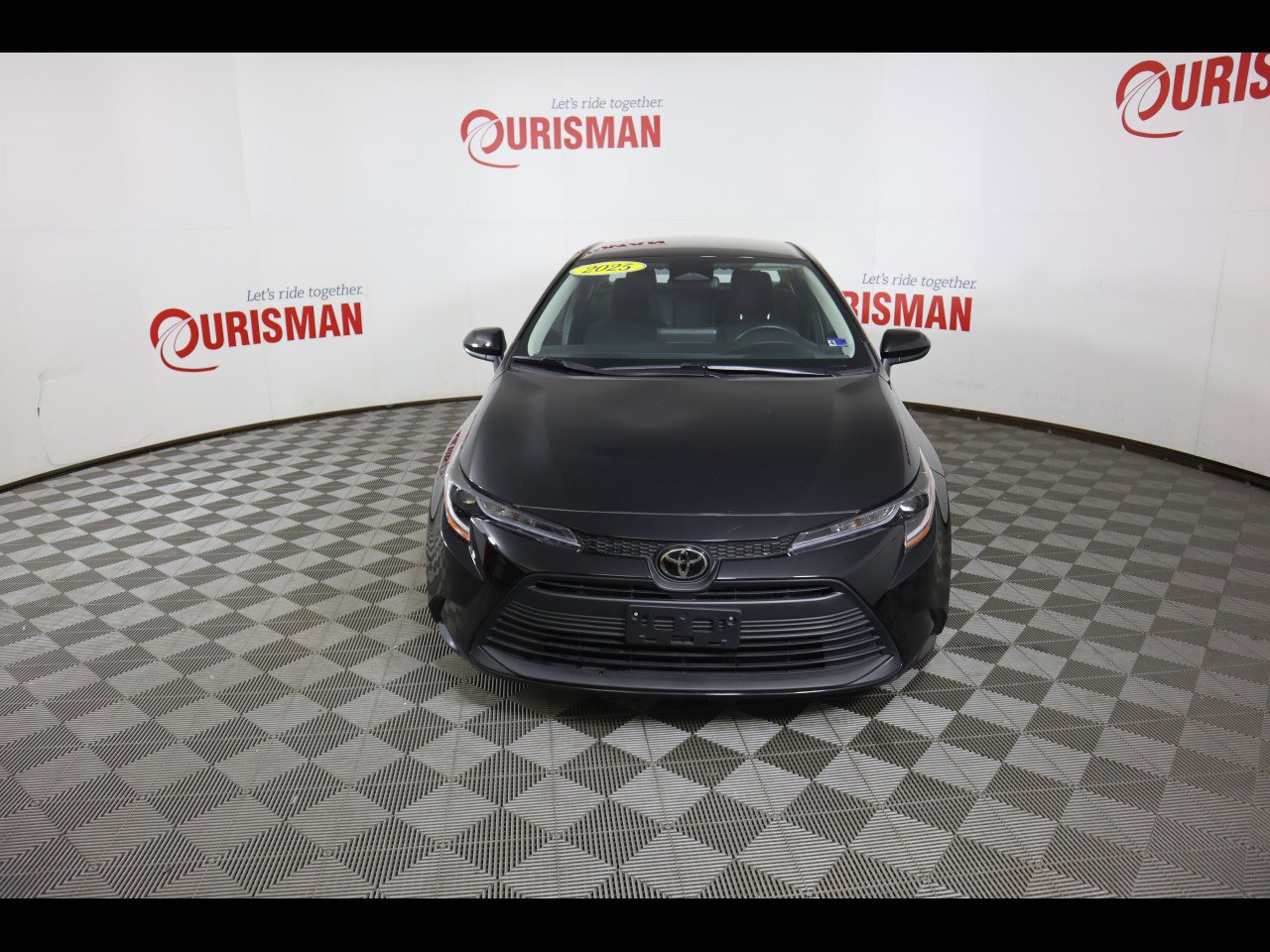 Used 2025 Toyota Corolla LE FWD image 15