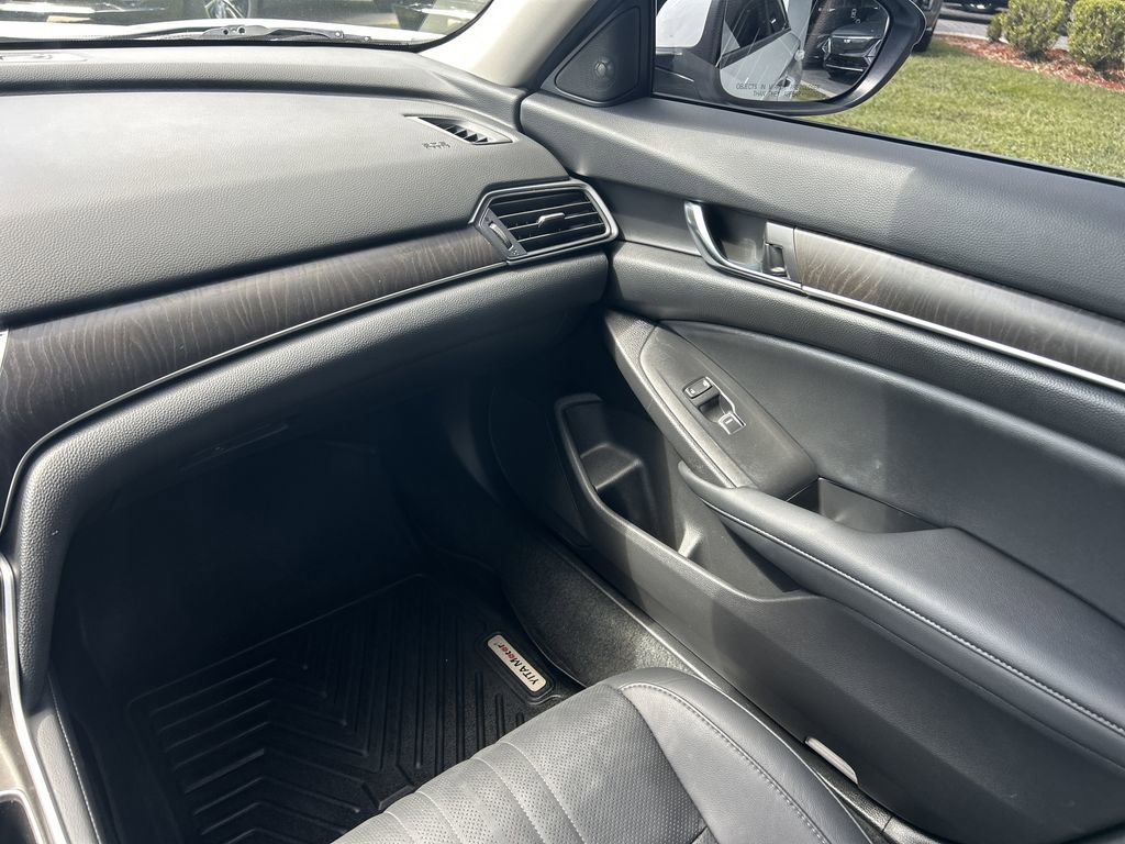 Used 2021 Honda Accord EX-L image 16