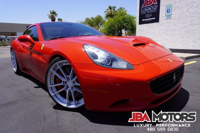 Used 2014 Ferrari California RWD image 20