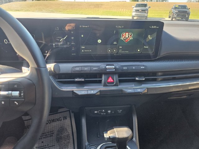 Used 2025 Kia K4 GT-Line w/ GT-Line Premium Package FWD image 17
