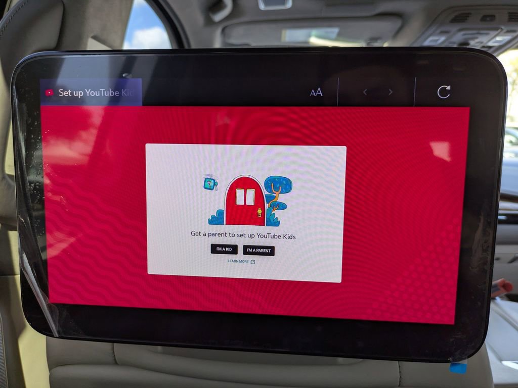 Certified 2024 Cadillac Escalade ESV Premium Luxury Platinum w/ Heavy-Duty Trailer Package image 20