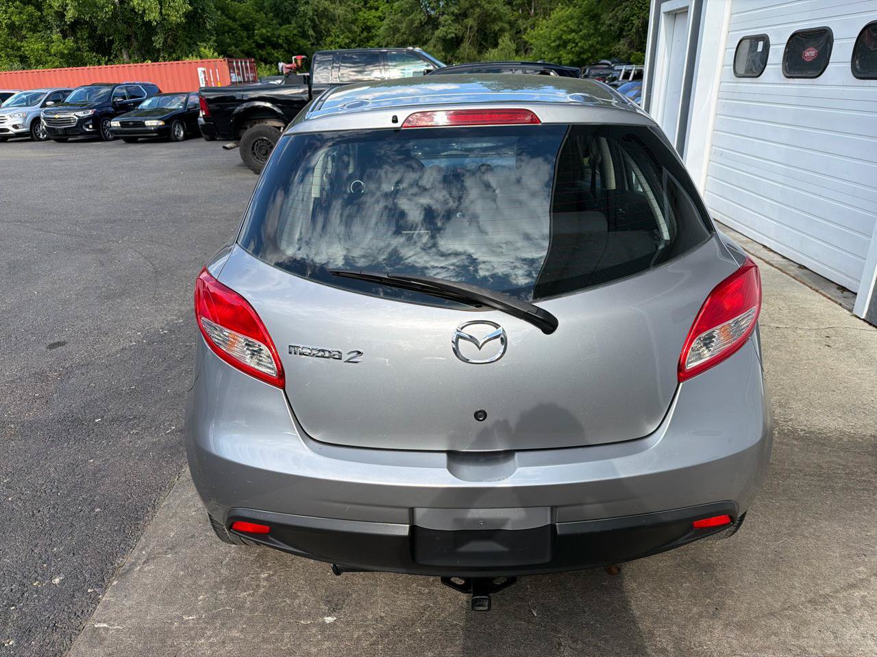 Used 2012 MAZDA MAZDA2 Sport FWD image 5