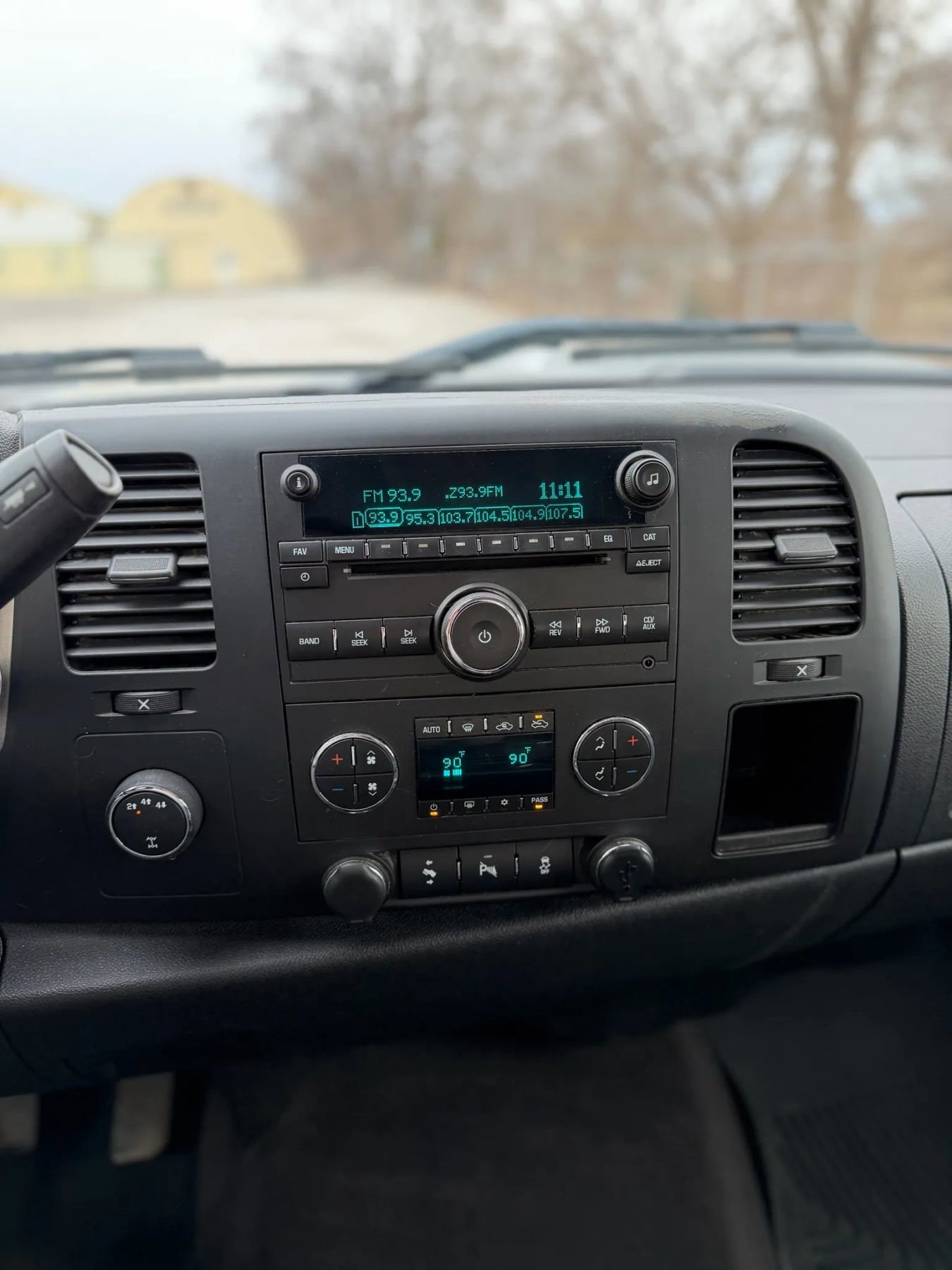 Used 2014 Chevrolet Silverado 2500 LT w/ Interior Plus Package image 13