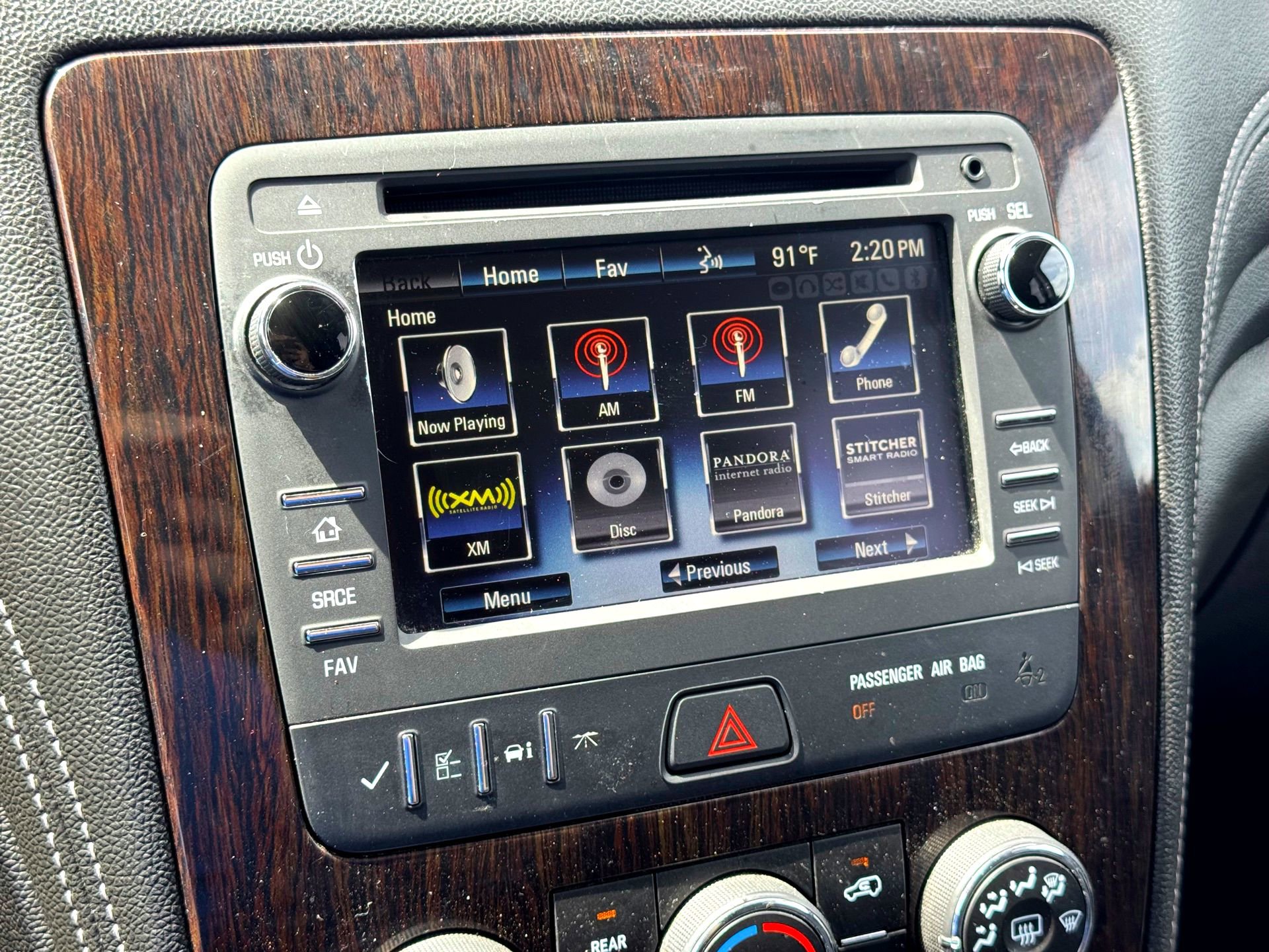 Used 2016 Chevrolet Traverse LT w/ Style and Technology Package image 26