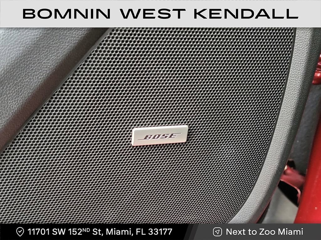 Used 2023 Chevrolet Traverse RS image 30