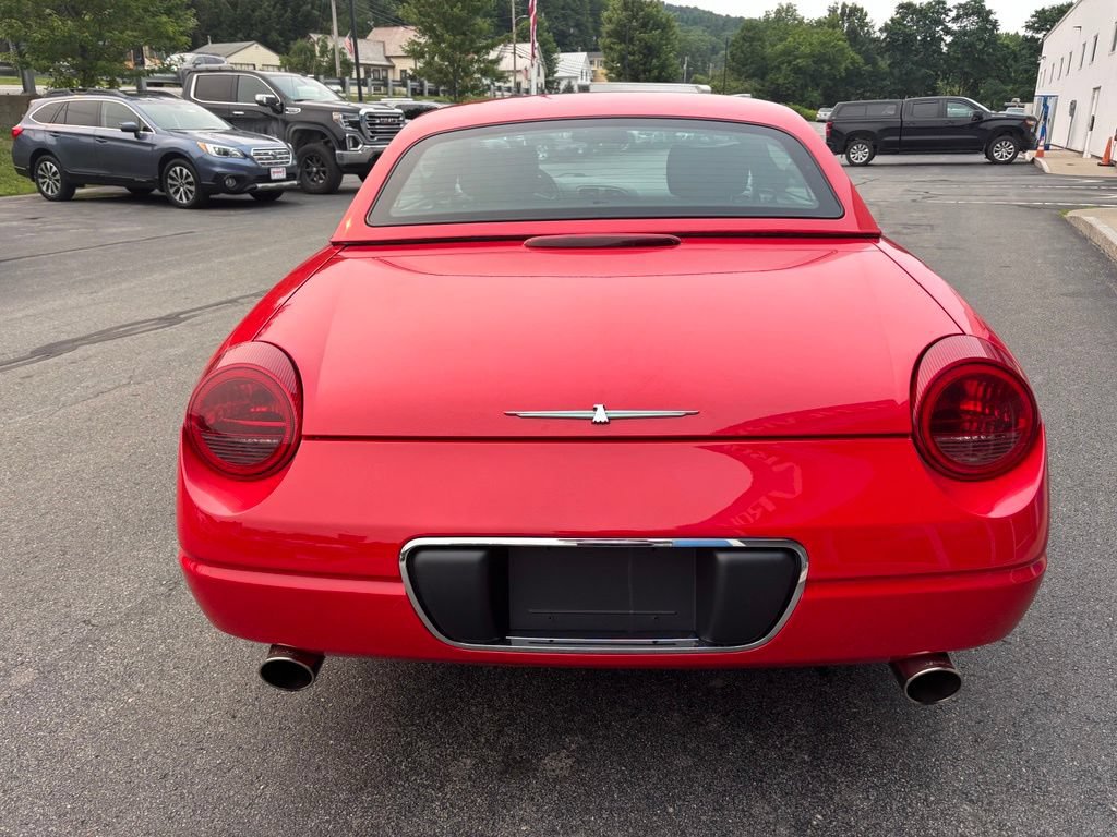 Used 2005 Ford Thunderbird RWD image 4