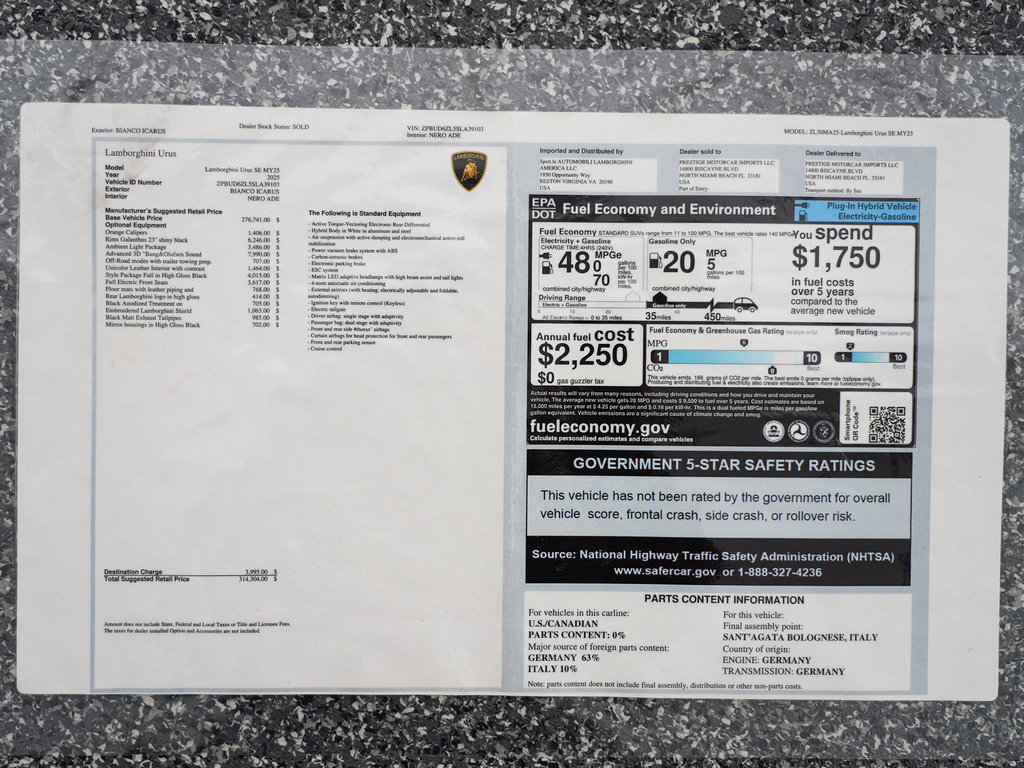 Used 2025 Lamborghini Urus SE AWD/4WD image 50