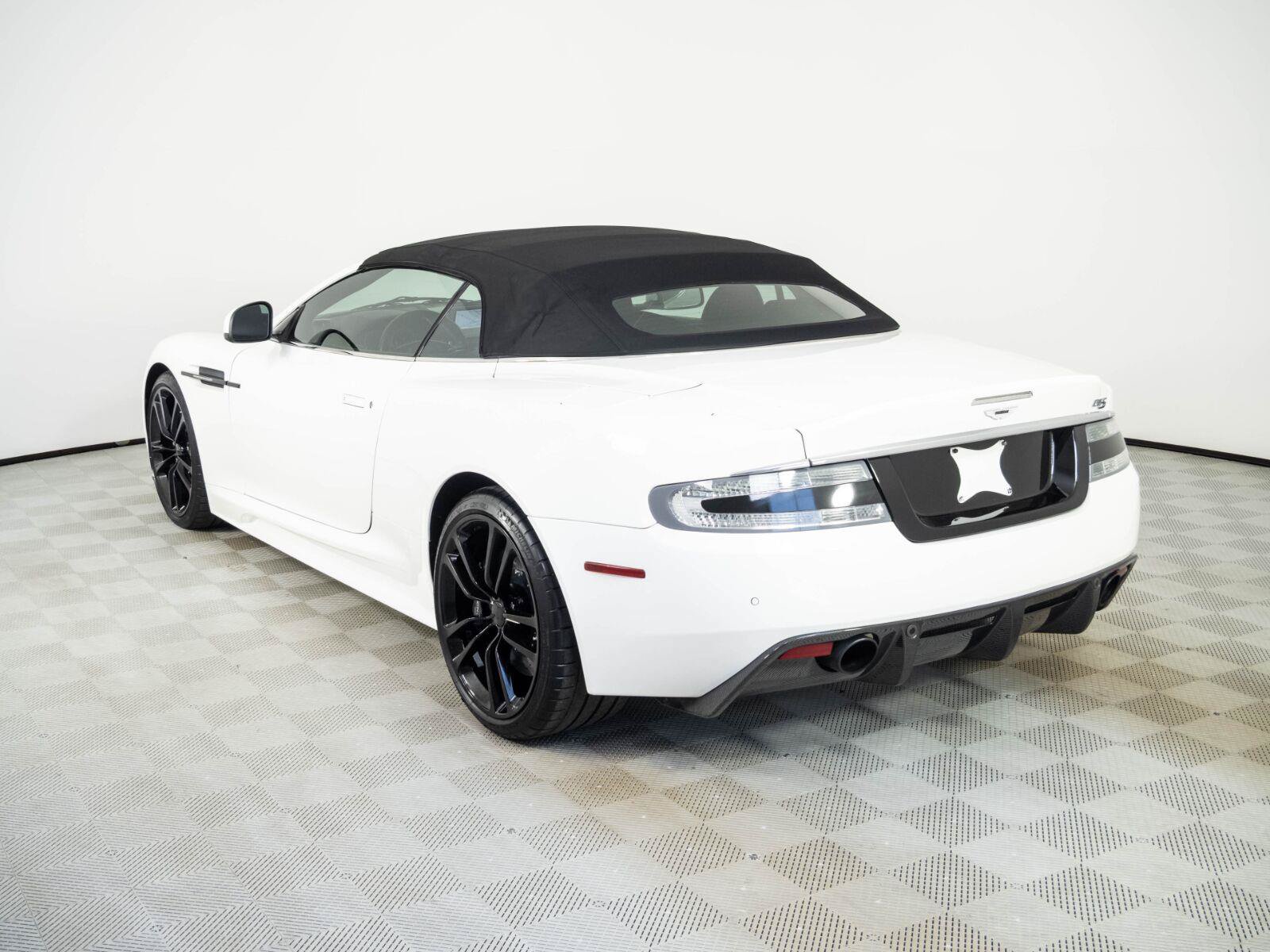 Used 2011 Aston Martin DBS Volante RWD image 34