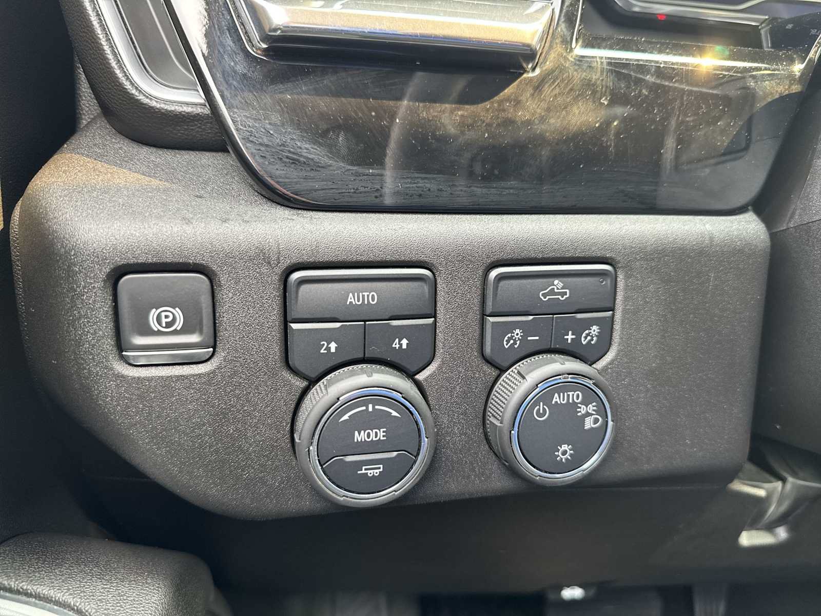 Certified 2025 Chevrolet Silverado 1500 LT w/ Work Truck Package AWD/4WD image 37