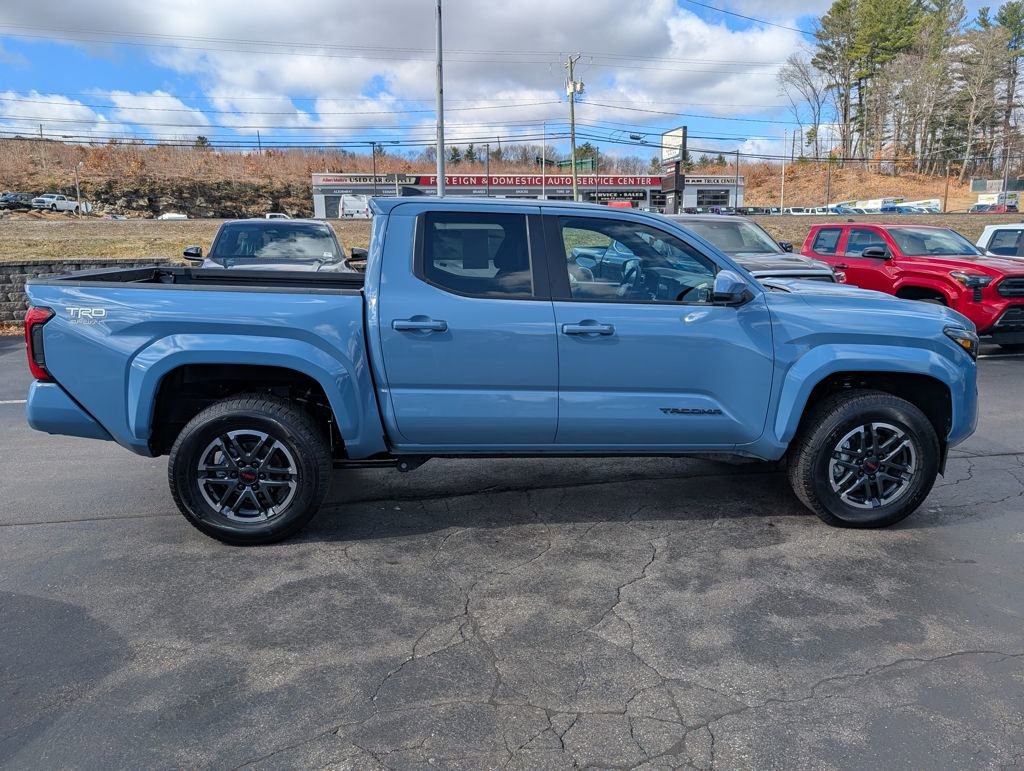 Certified 2026 Toyota Tacoma TRD Sport AWD/4WD image 9