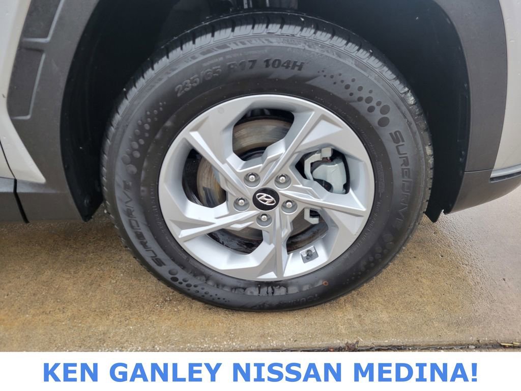Used 2024 Hyundai Tucson SE image 22