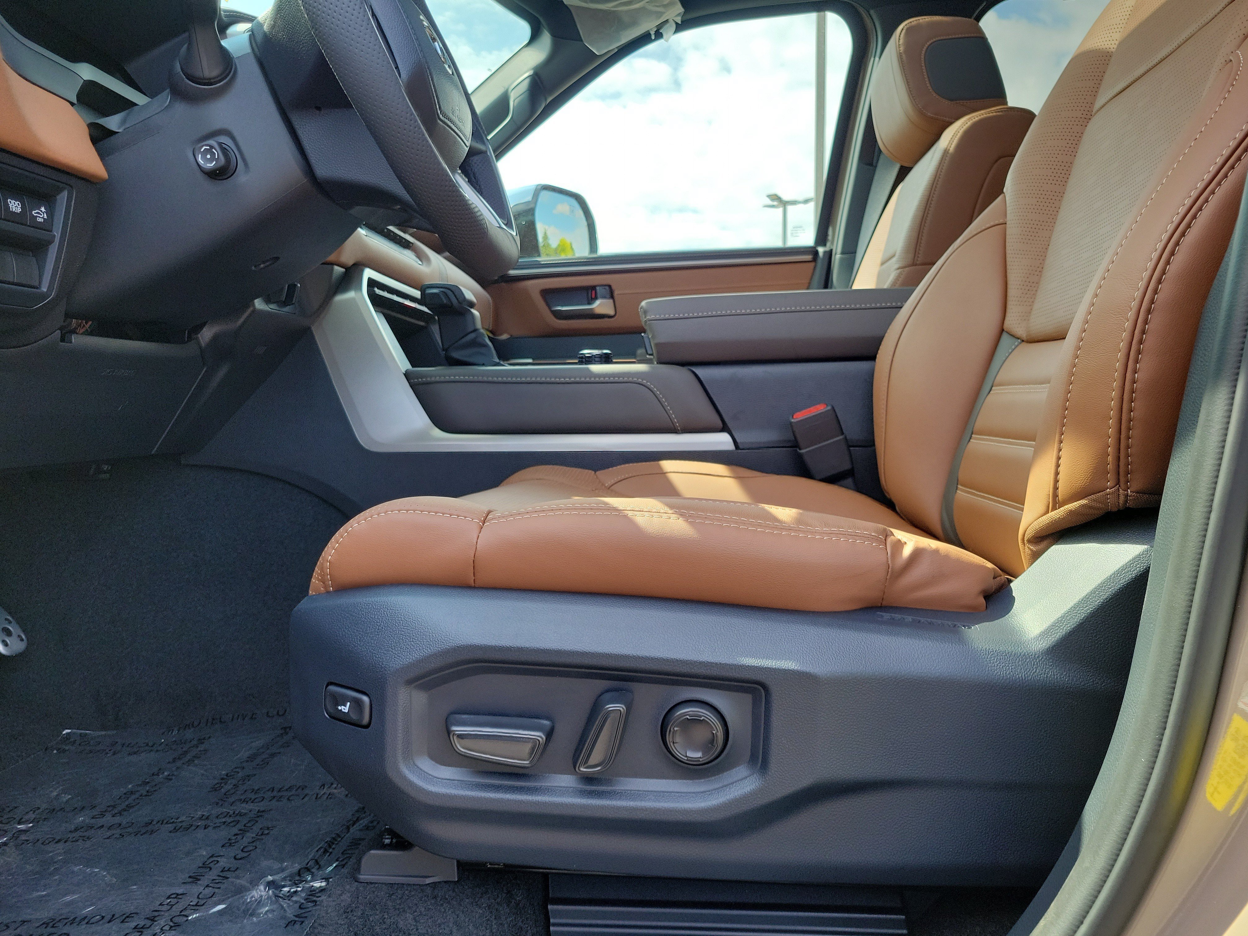 New 2026 Toyota Tundra 1794 Edition w/ TRD Off-Road Package AWD/4WD image 16