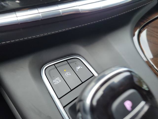 Certified 2023 Cadillac Escalade Sport Platinum AWD/4WD image 35