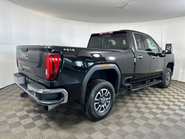 Used 2021 GMC Sierra 2500 SLT w/ SLT Preferred Package image 3