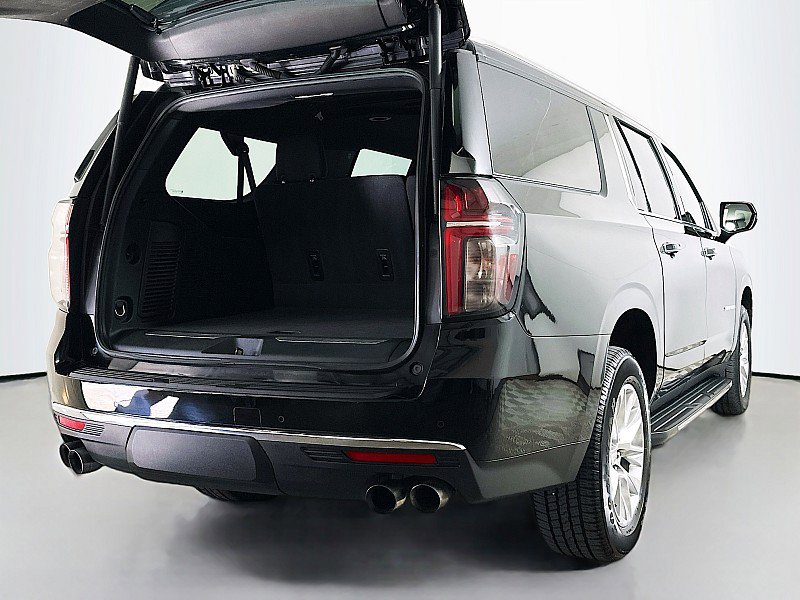 Used 2024 Chevrolet Suburban Premier AWD/4WD image 25