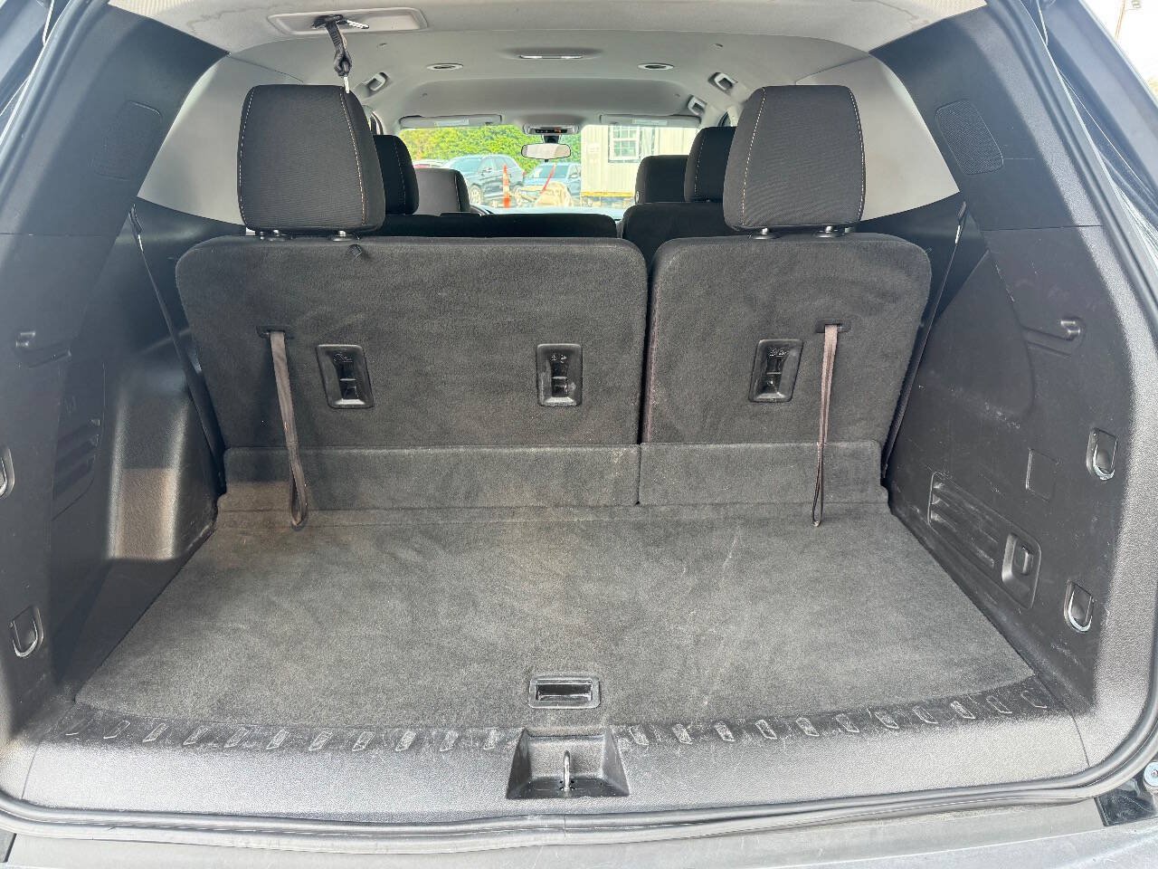 Used 2019 Chevrolet Traverse LS FWD image 23
