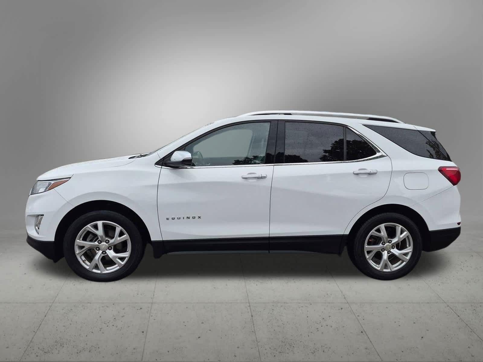 Used 2018 Chevrolet Equinox Premier AWD/4WD image 3