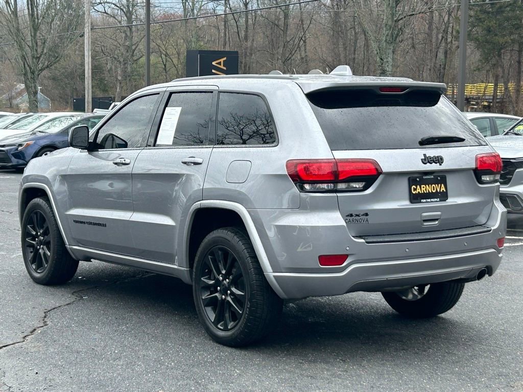 Used 2019 Jeep Grand Cherokee Altitude AWD/4WD image 5