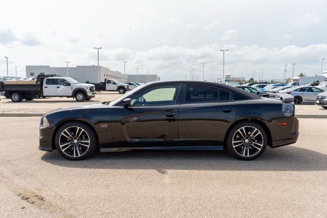 Used 2012 Dodge Charger SRT8 Super Bee w/ Driver Convenience Group II RWD image 4