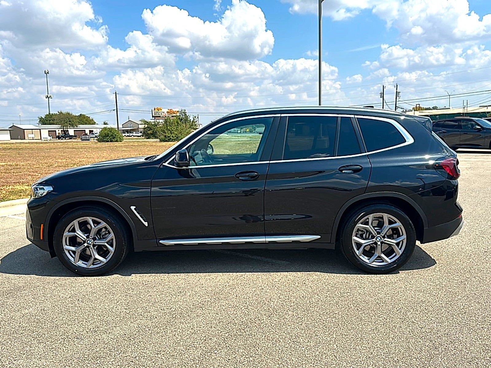 Used 2024 BMW X3 sDrive30i w/ Premium Package RWD image 5