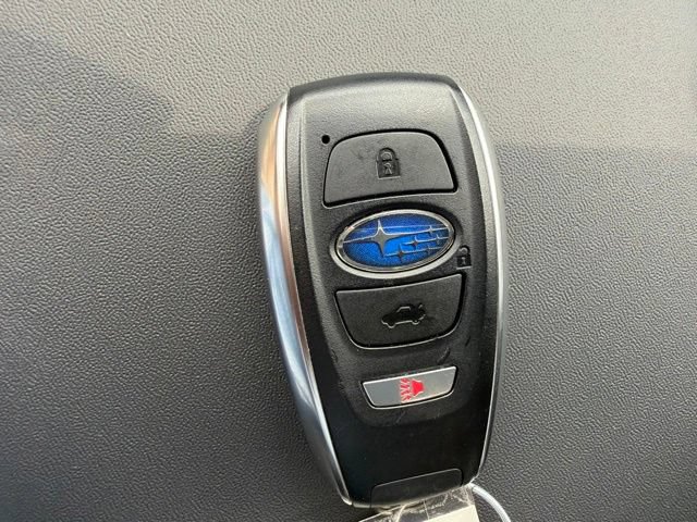 Used 2025 Subaru Outback Touring AWD/4WD image 42