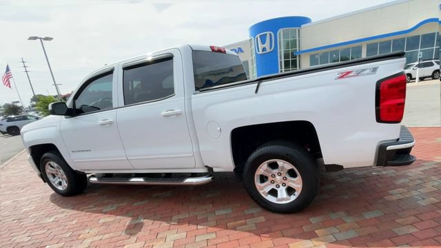 Used 2017 Chevrolet Silverado 1500 LT w/ All Star Edition AWD/4WD image 7