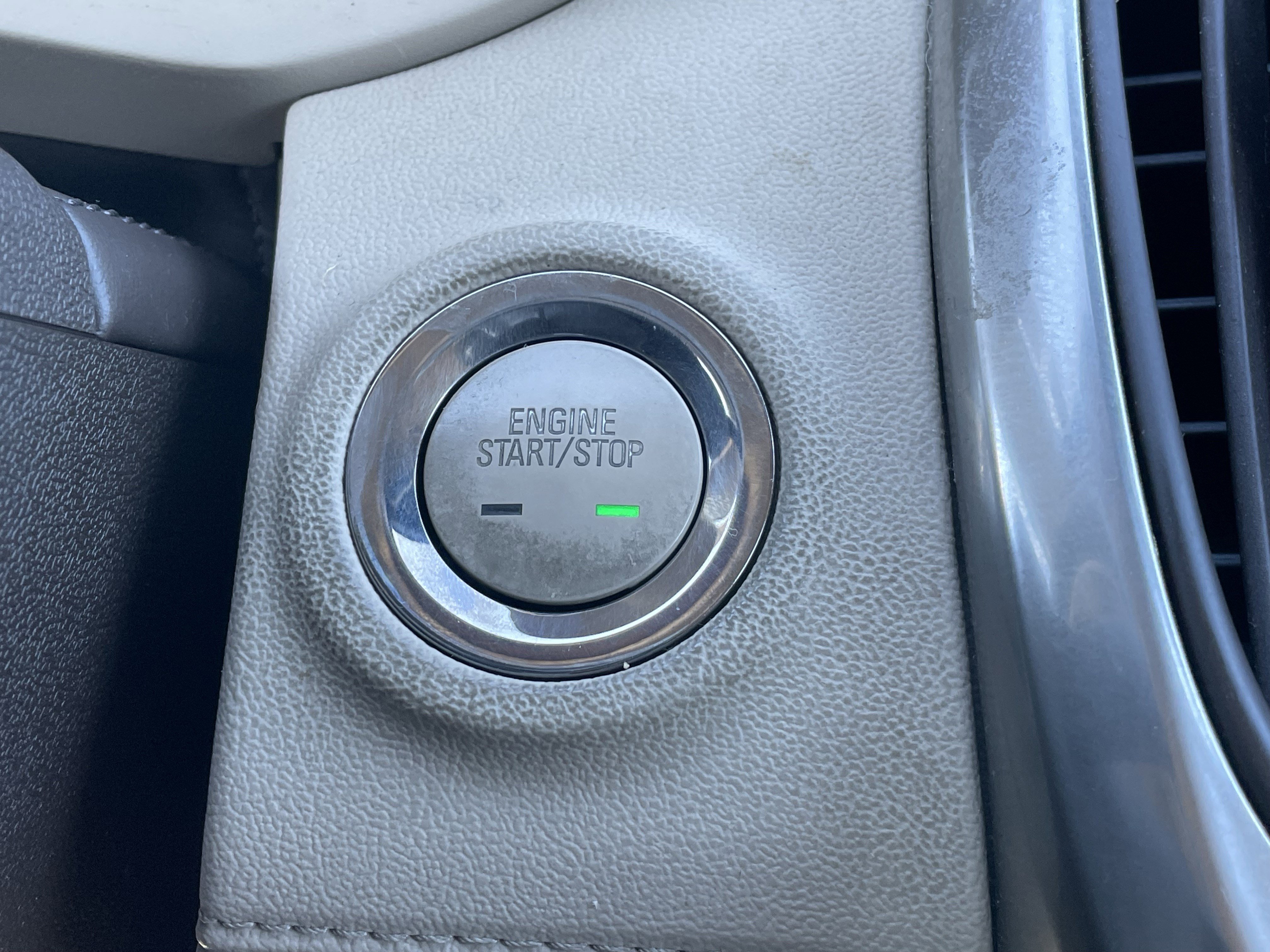 Used 2014 Buick LaCrosse Leather w/ Driver Confidence Package image 20