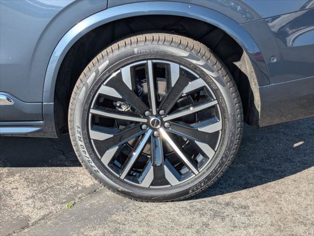 New 2026 Volvo XC90 T8 Ultra w/ Protection Package Premier AWD/4WD image 6