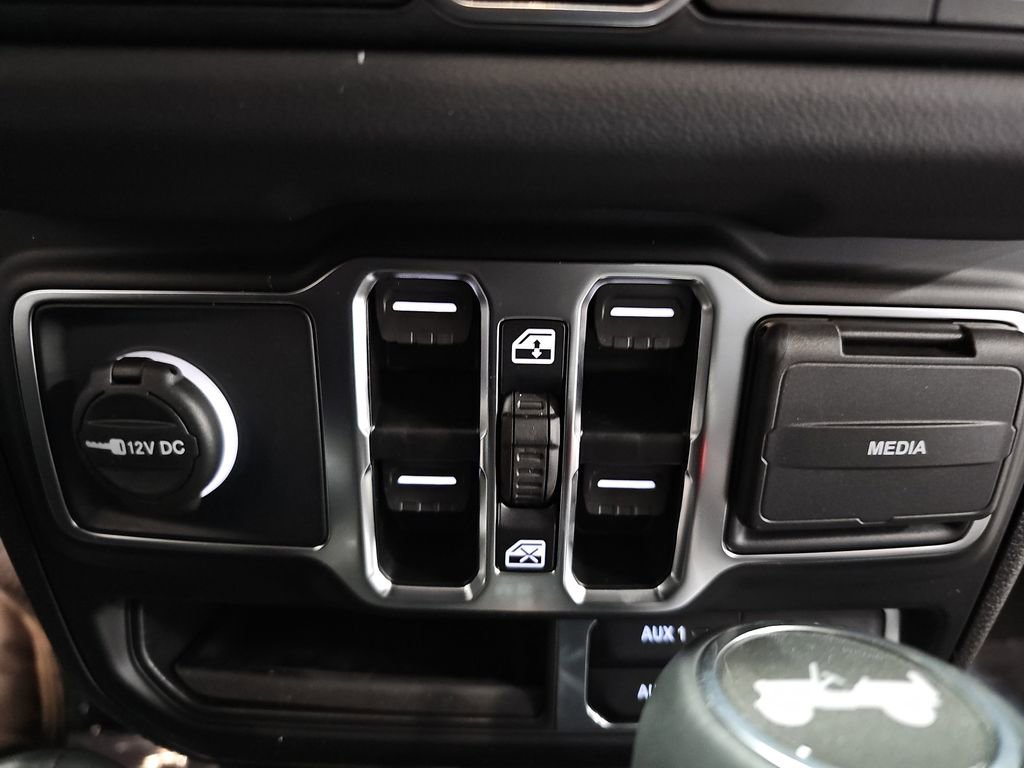 New 2025 Jeep Wrangler Sahara w/ Safety Group image 26